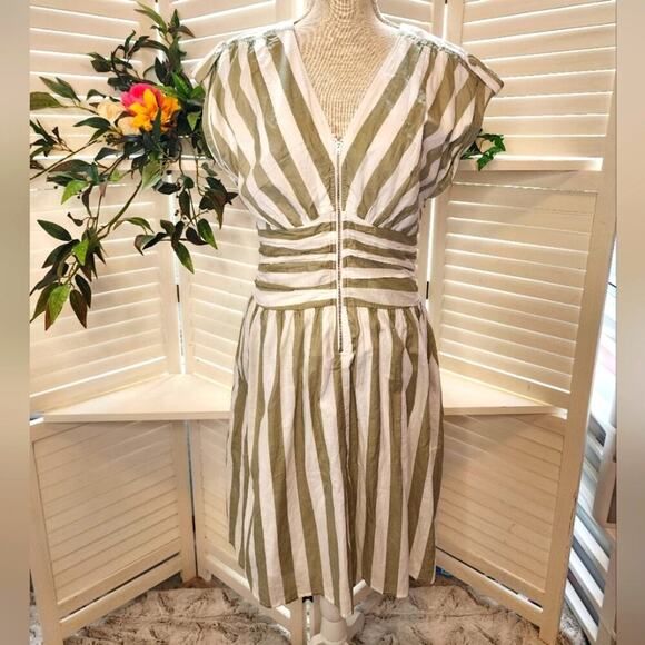 RABBIT RABBIT RABBIT STRIPE DRESS SIZE 10 - Picture 1 of 7